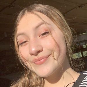 Meet your Posher, Avah